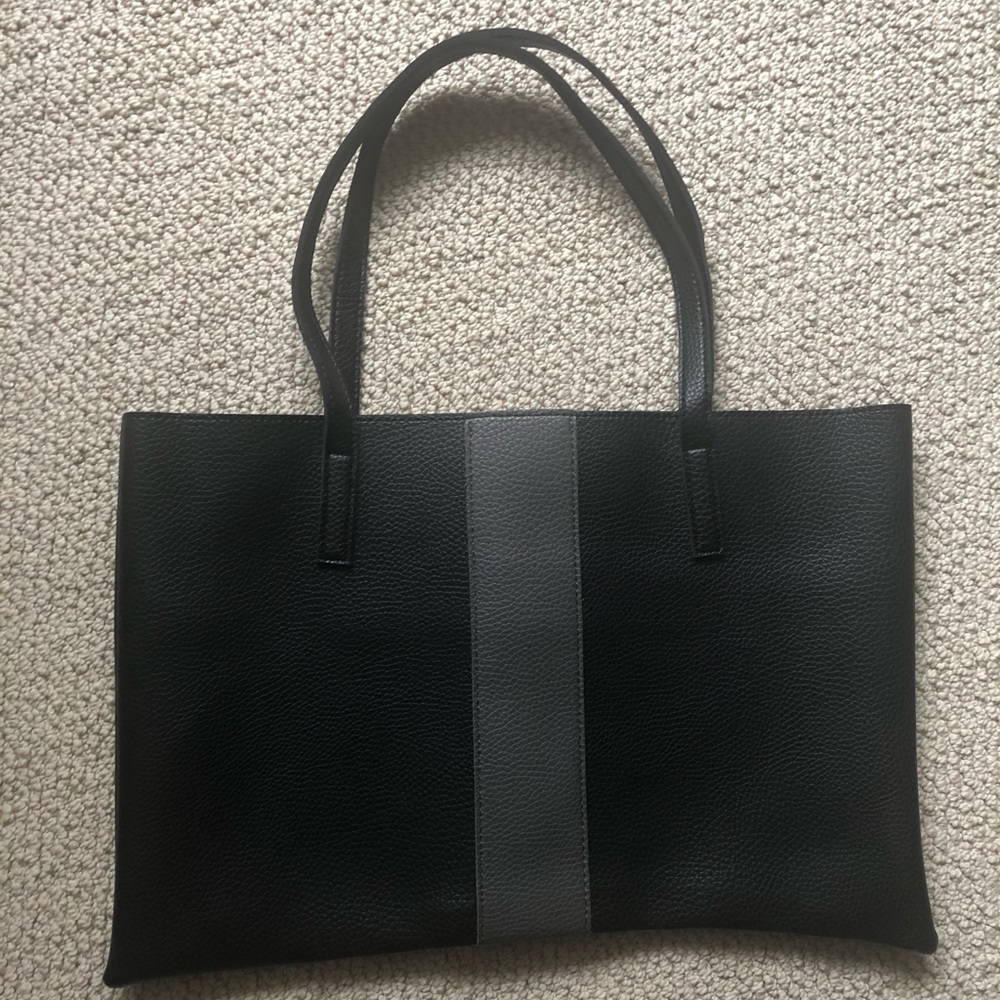 Black tote bag